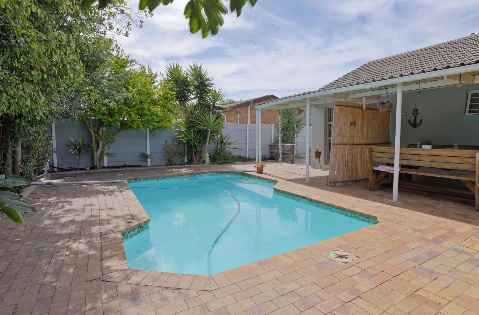 3 Bedroom House for Sale - Western Cape