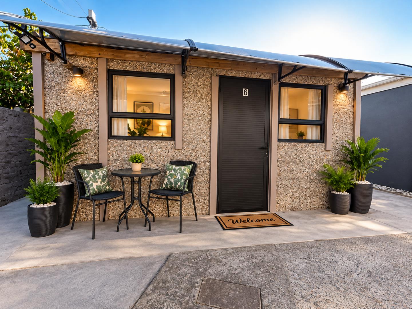769545_Sunlit_Modern_Cabin_Entrance.png