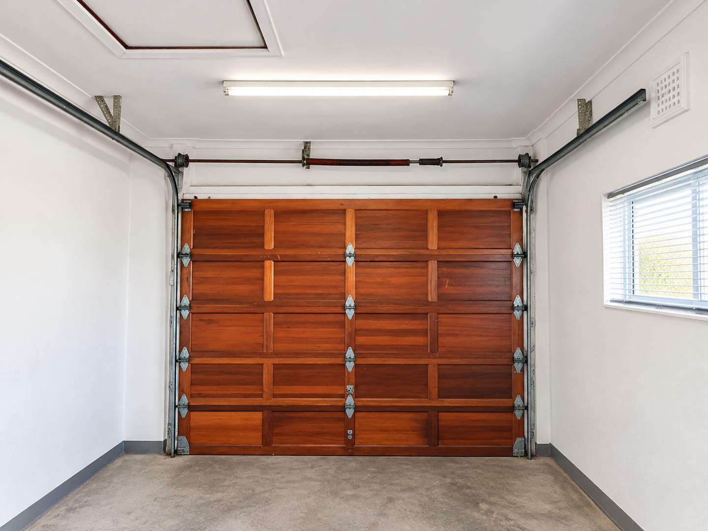 769695_Bright_Wooden_Garage_Interior.png