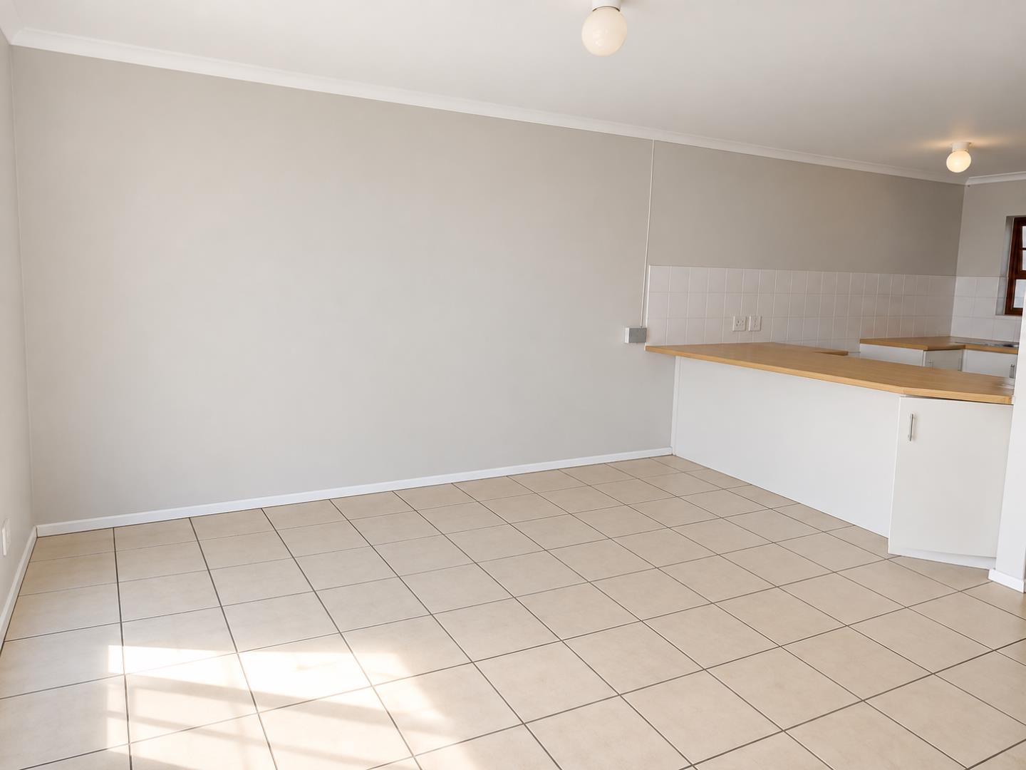 769803_Bright_Neutral_Open-Plan_Apartment.png