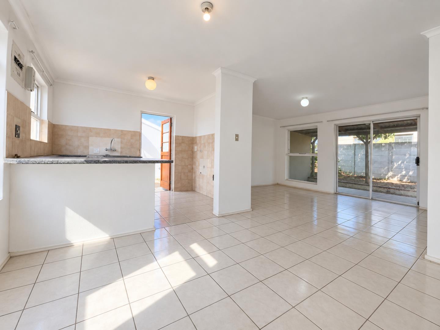 769853_Bright_Open-Plan_Living_Space.png