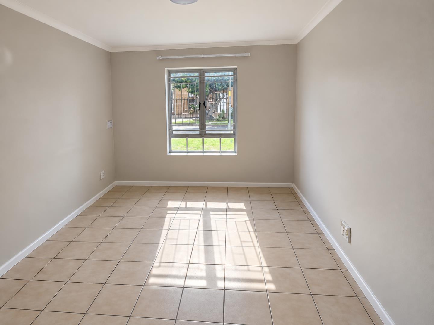 769856_Bright_Minimal_Room_with_Window_Shadows.png